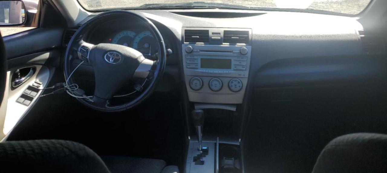 2009 Toyota Camry - Image 8