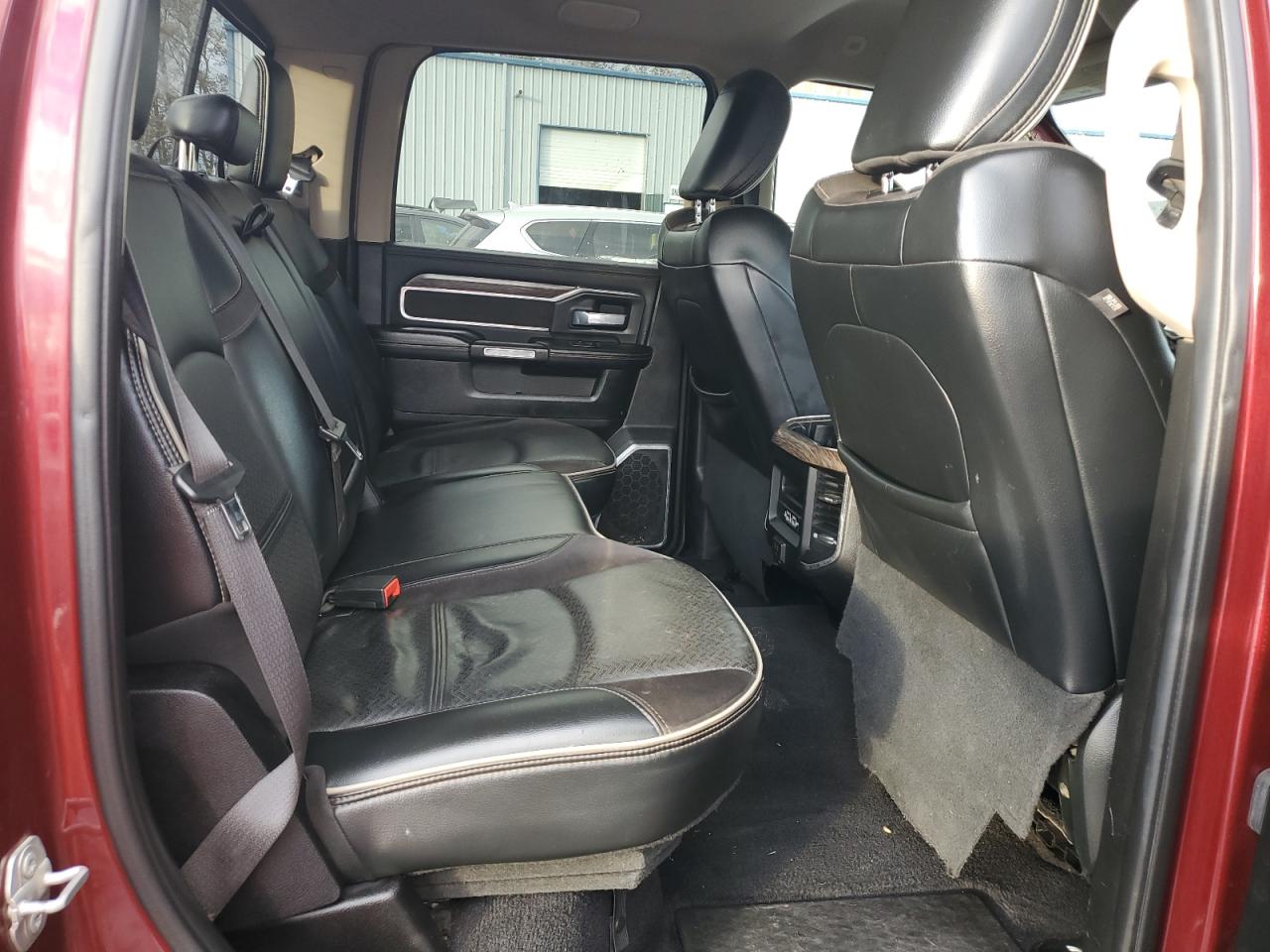 2019 RAM 3500 - Image 10