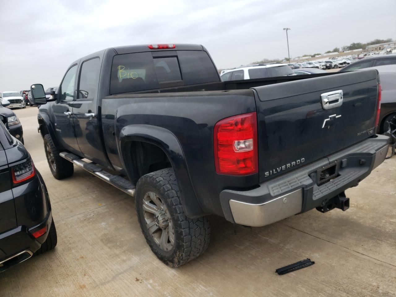 2011 Chevrolet Silverado - Image 2