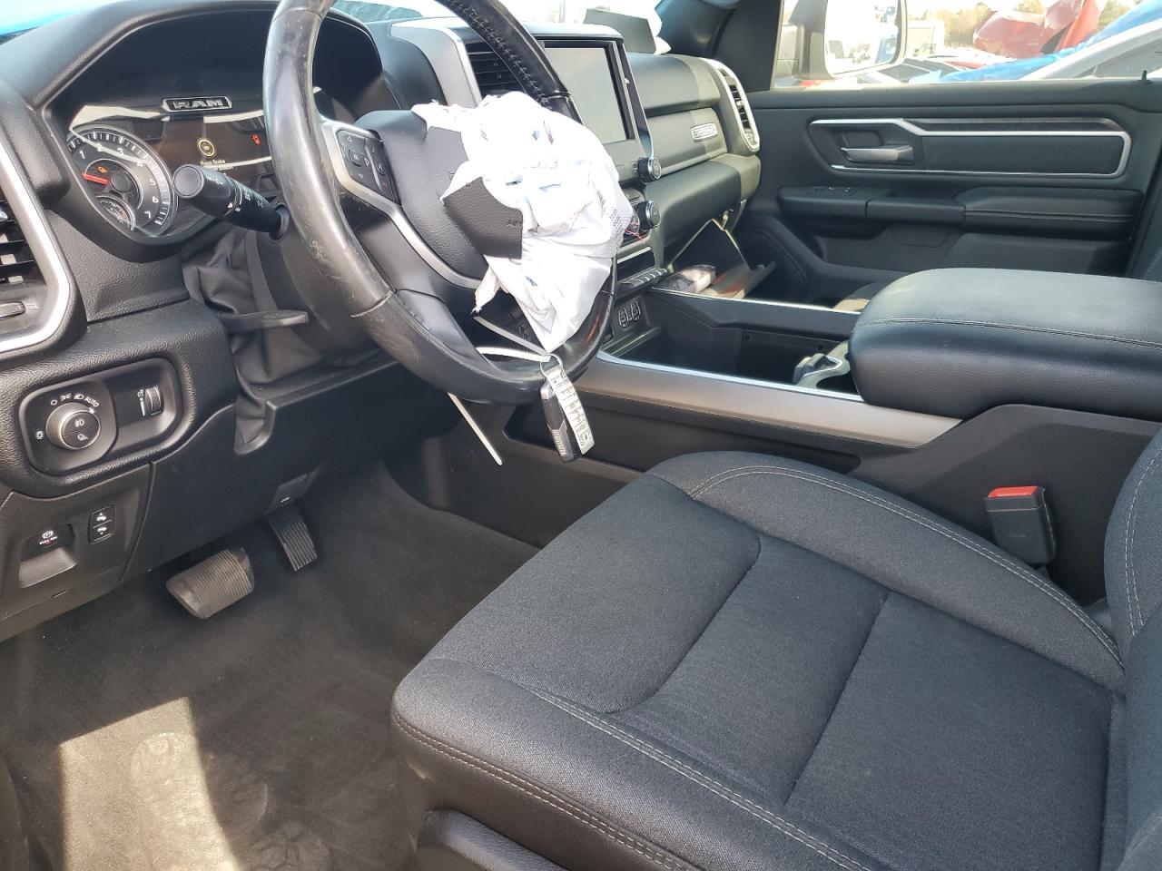 2020 RAM 1500 - Image 7