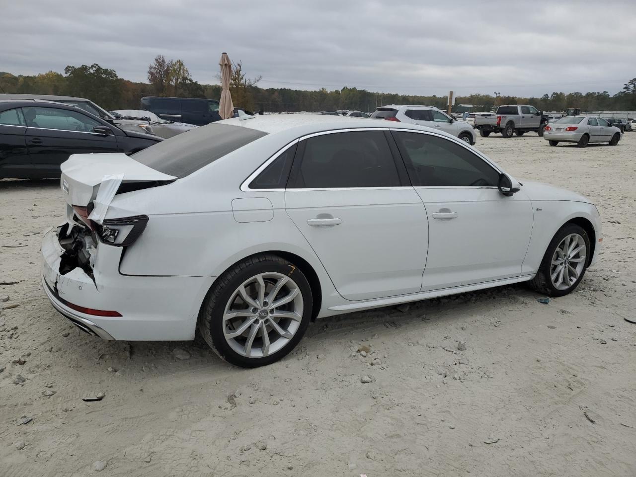 2019 Audi A4 - Image 3