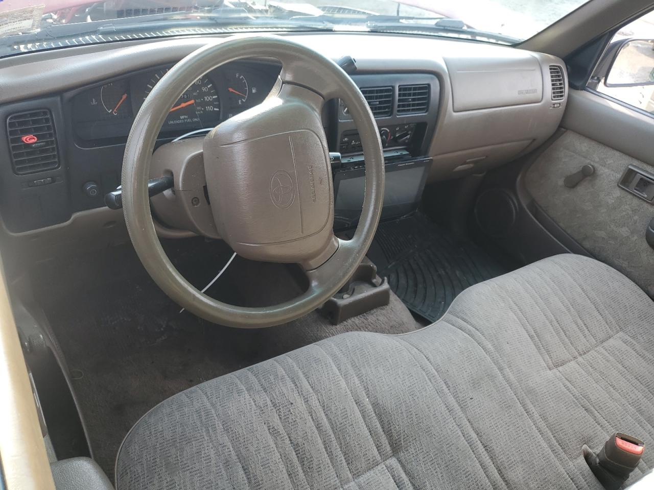 2000 Toyota Tacoma VIN: 4TANL42N4YZ651597 Lot: 82630204