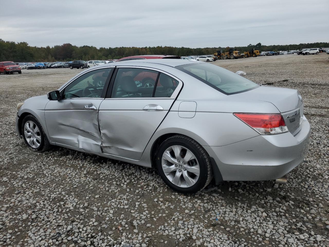 2010 Honda Accord - Image 2