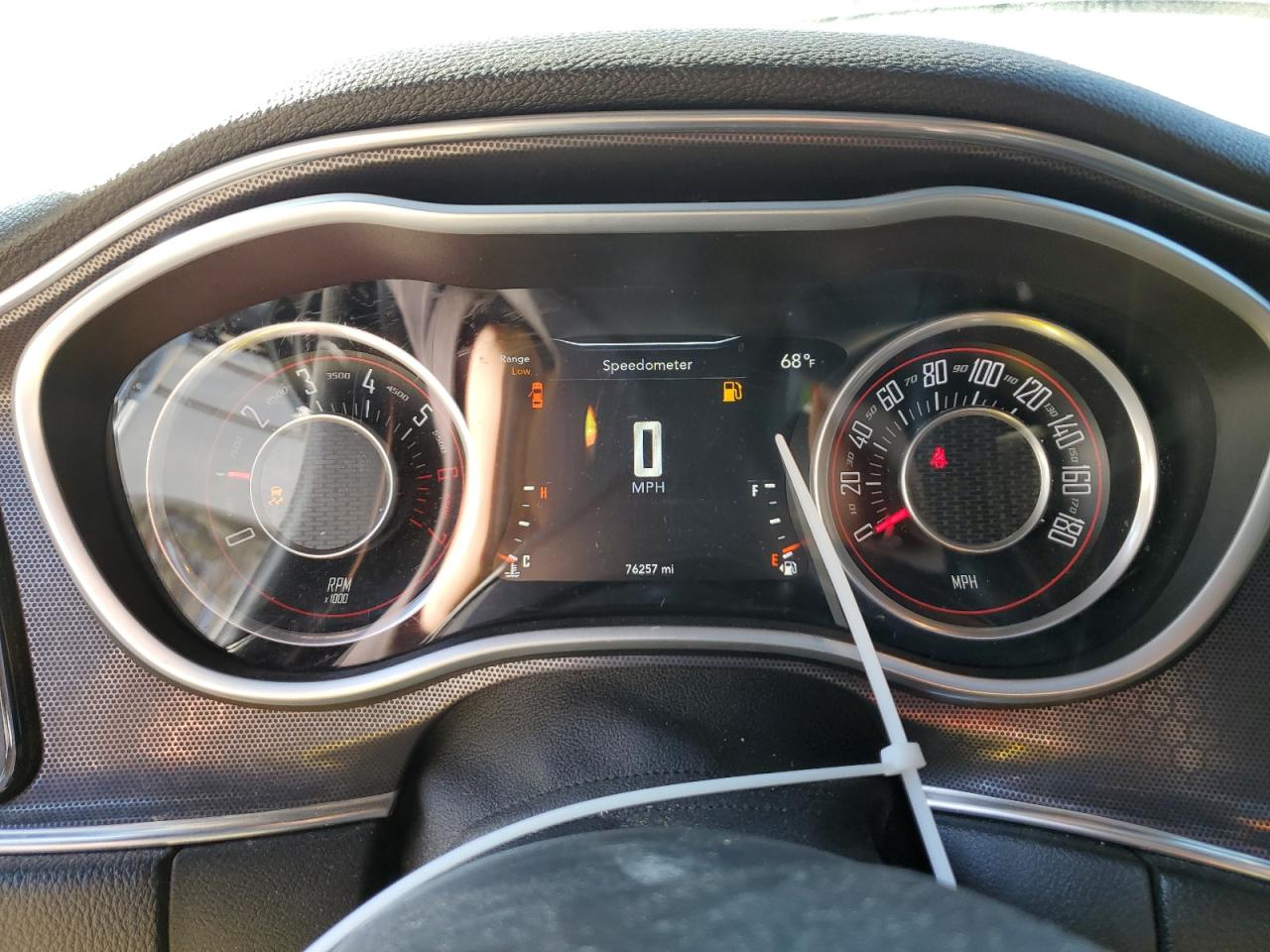 2016 Dodge Challenger - Image 9
