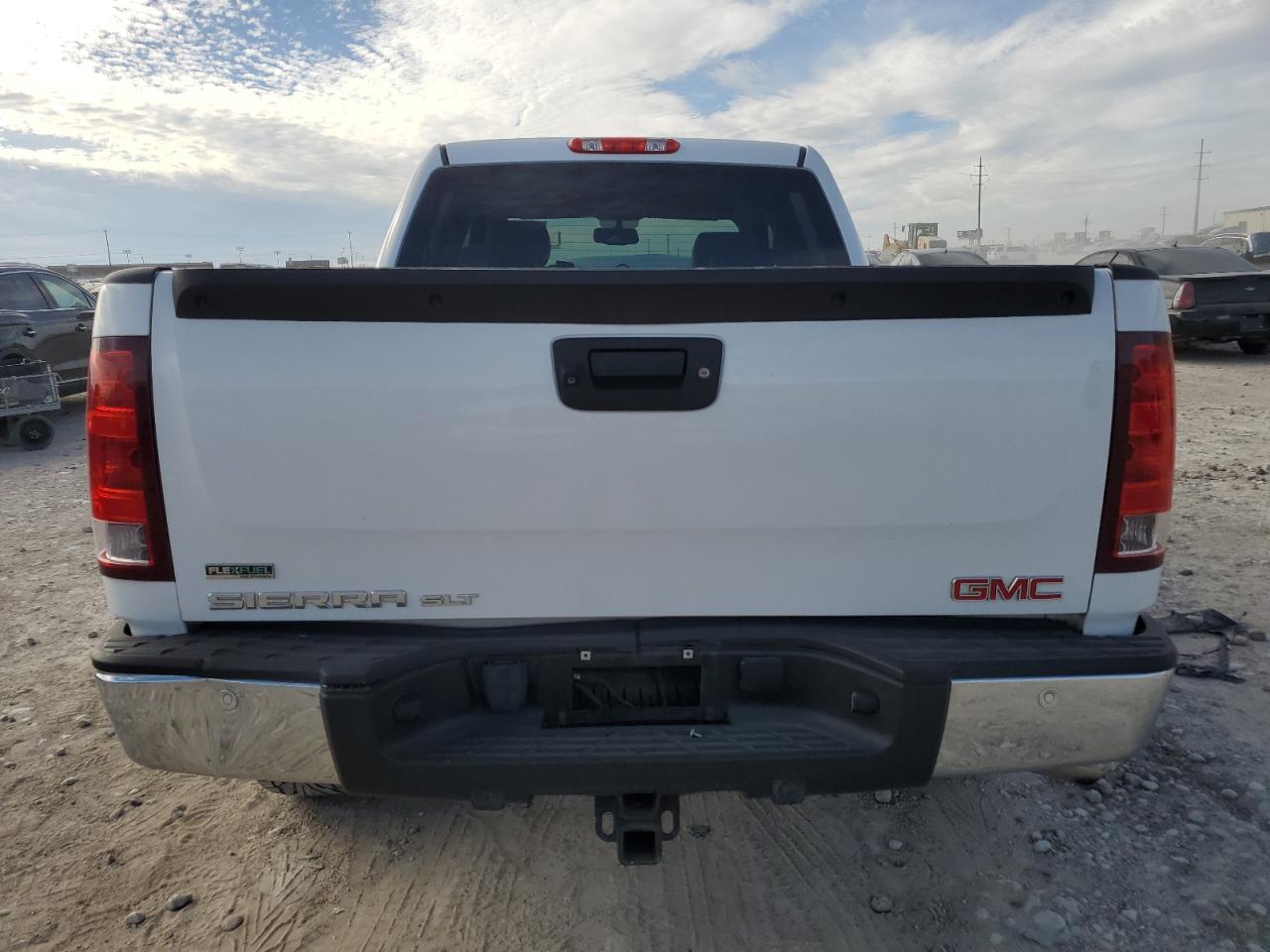 2012 GMC Sierra - Image 6