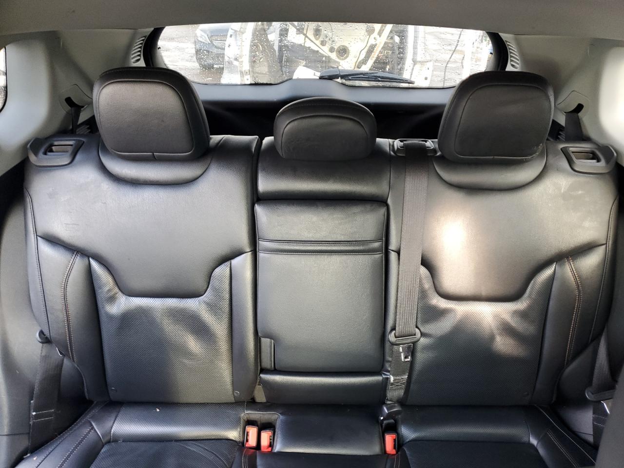 2018 Jeep Compass - Image 10