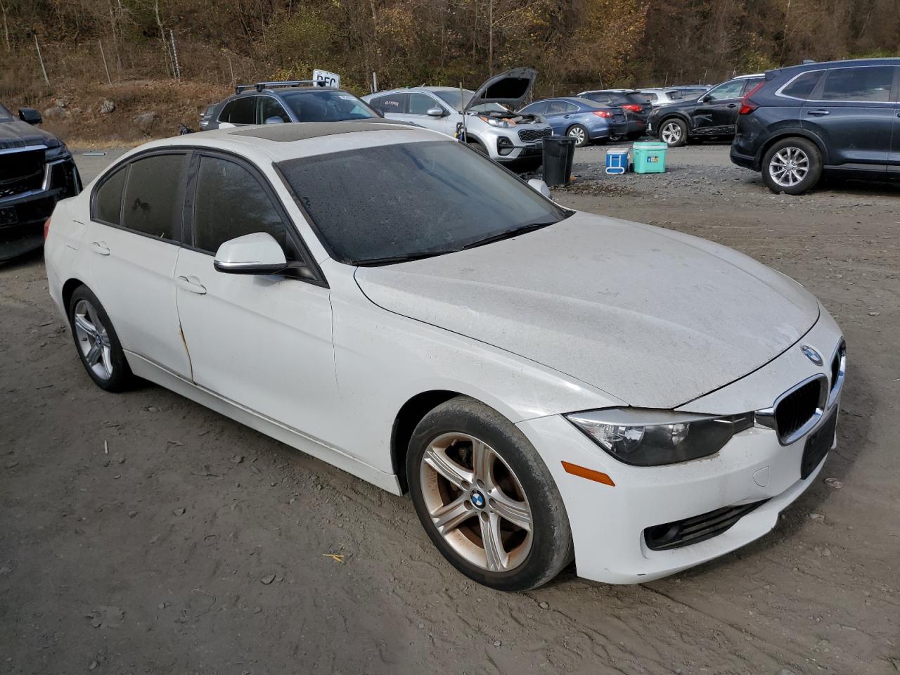 VIN WBA3B5G53DNS00995 2013 BMW 3 SERIES no.4