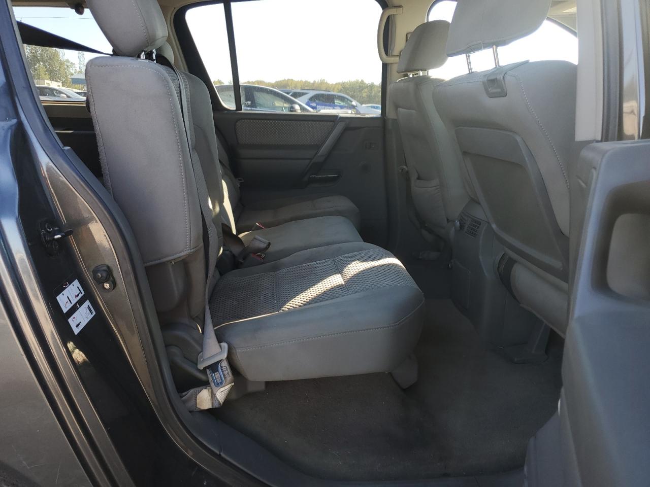 2005 Nissan Armada Se VIN: 5N1AA08B75N725740 Lot: 81044264