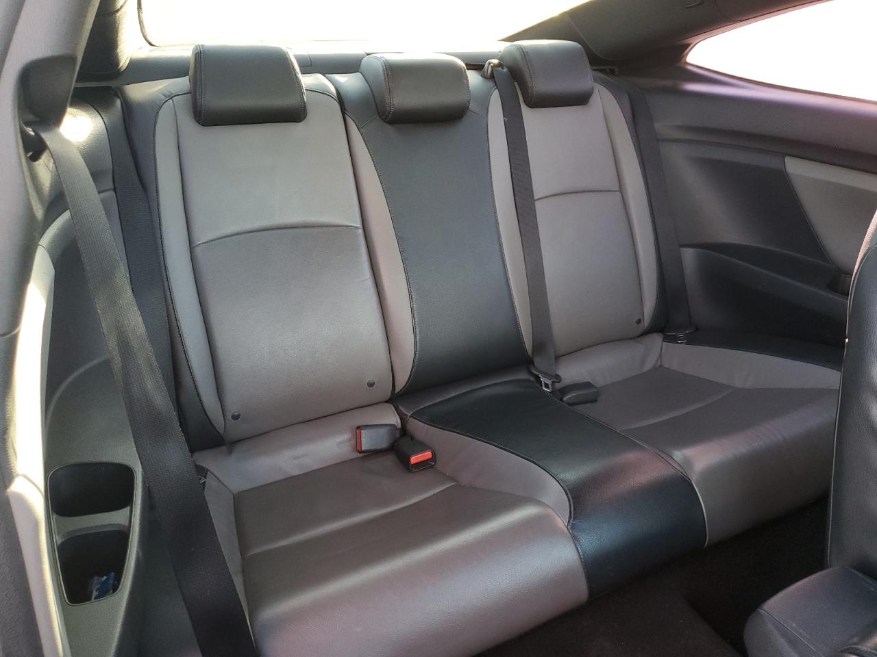 2016 Honda Civic - Image 10