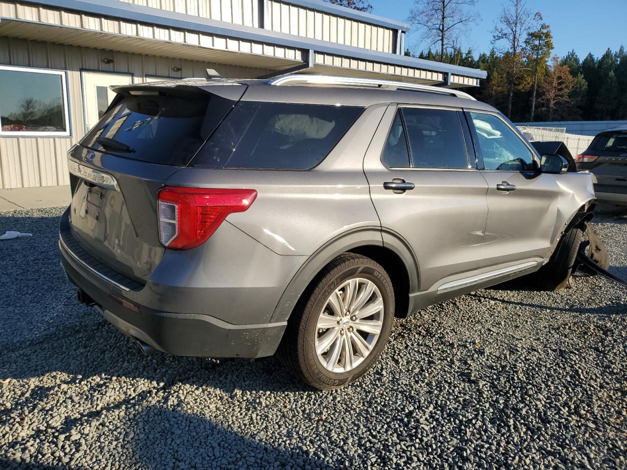 VIN 1FMSK7FHXPGA76394 2023 FORD EXPLORER no.3