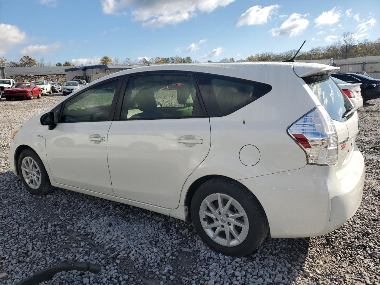 VIN JTDZN3EU6D3239191 2013 TOYOTA PRIUS no.2