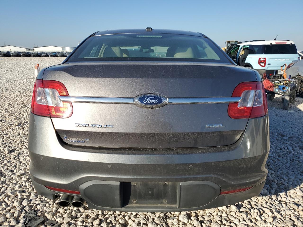 2011 Ford Taurus - Image 6