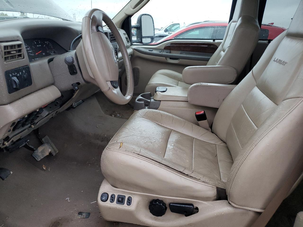 2004 Ford F250 - Image 7