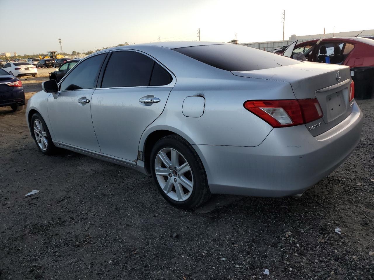 2007 Lexus ES - Image 2