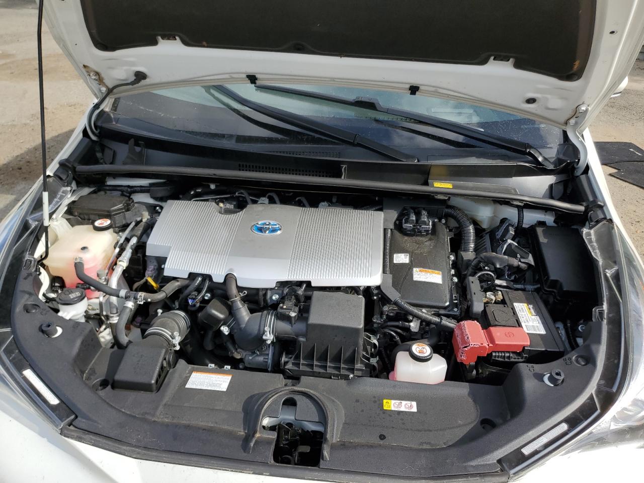 2017 Toyota Prius - Image 12