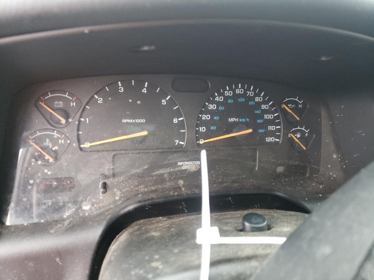 2001 Dodge Dakota - Image 9