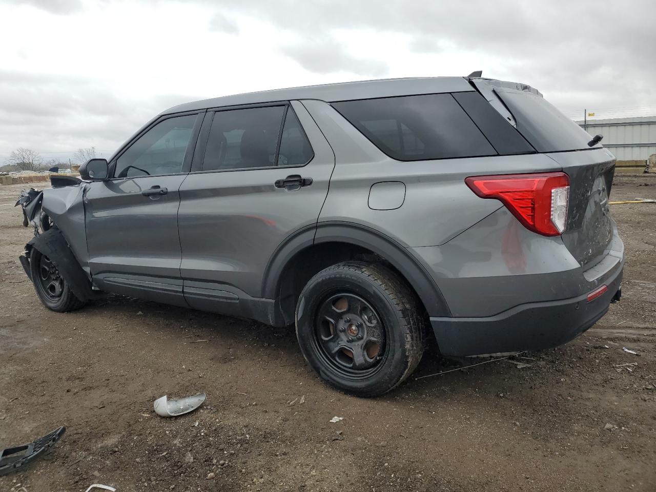 2023 Ford Explorer - Image 2