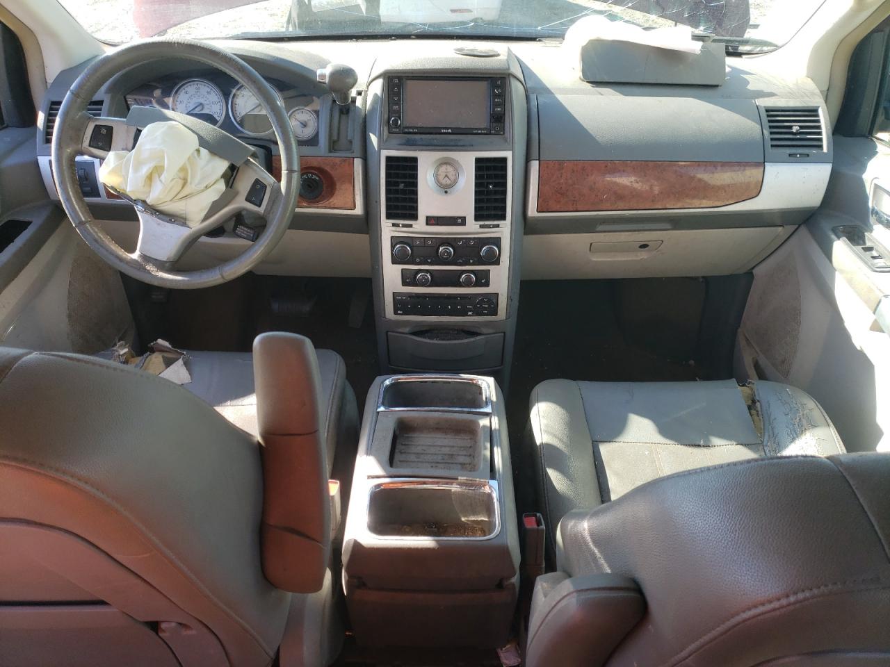 2008 Chrysler Town & Country - Image 8