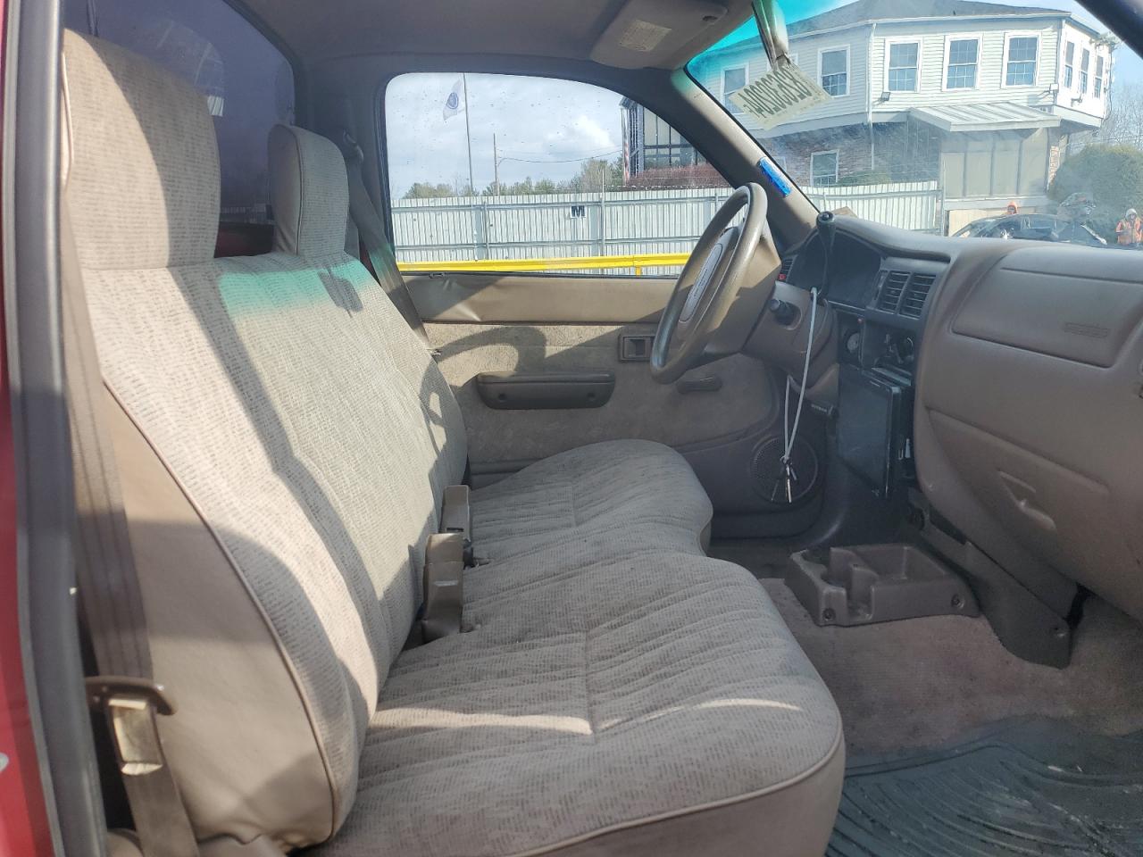 2000 Toyota Tacoma VIN: 4TANL42N4YZ651597 Lot: 82630204