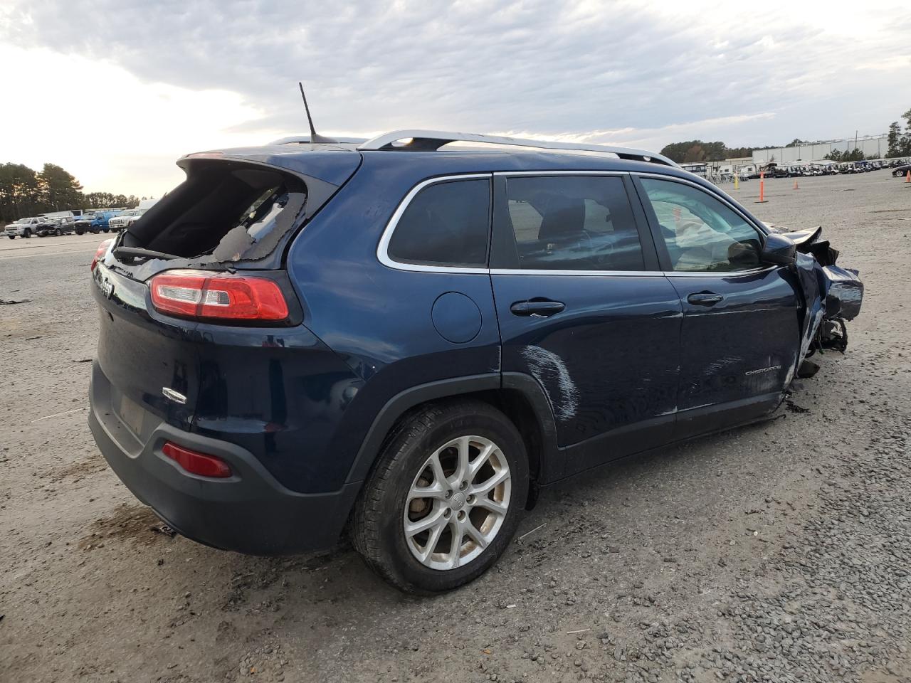 2018 Jeep Grand Cherokee - Image 3