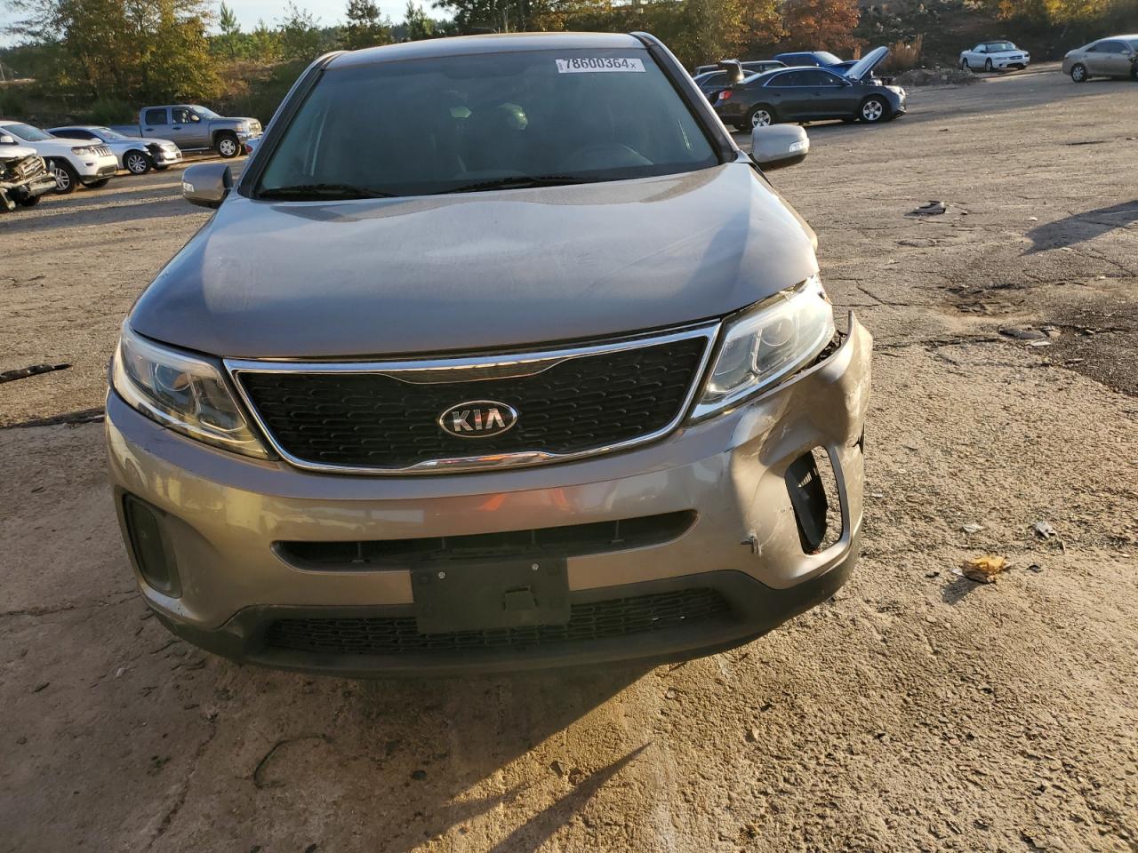 VIN 5XYKT3A64FG626075 2015 KIA SORENTO no.5