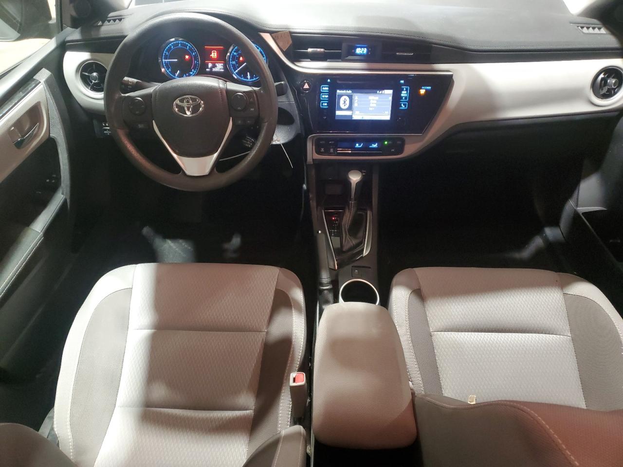 2018 Toyota Corolla L VIN: 2T1BURHE3JC108346 Lot: 80434054