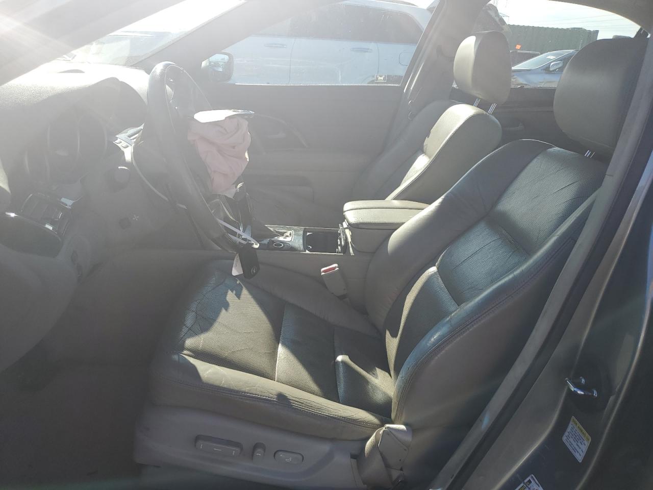 2010 Acura RL - Image 7