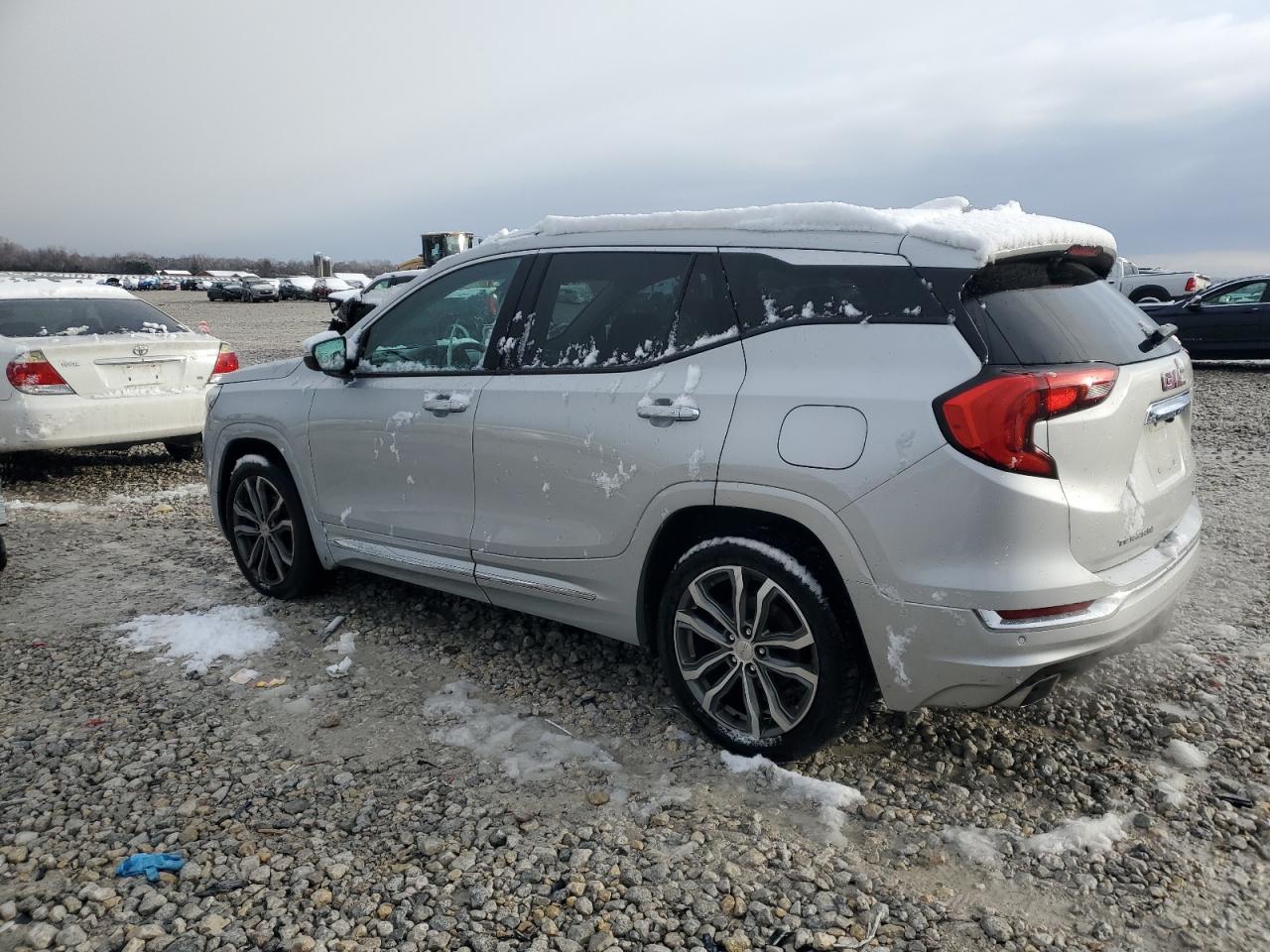 2018 GMC Terrain - Image 2