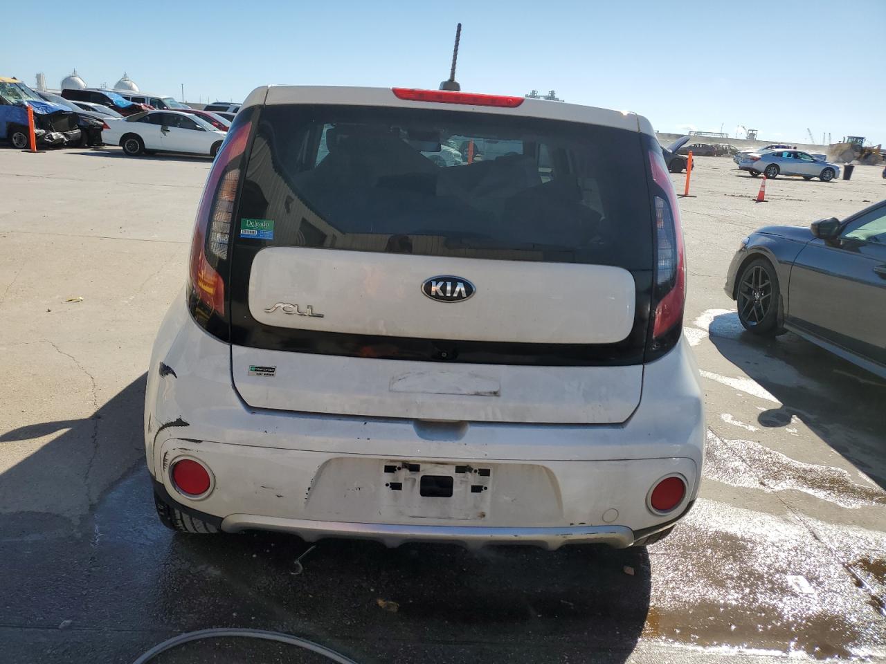 2018 Kia Soul + VIN: KNDJP3A5XJ7605129 Lot: 82034654