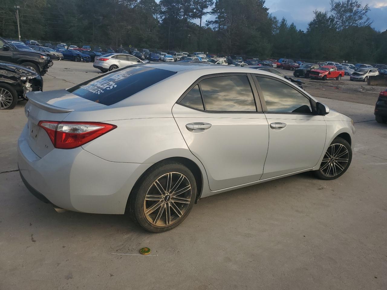 2015 Toyota Corolla - Image 3