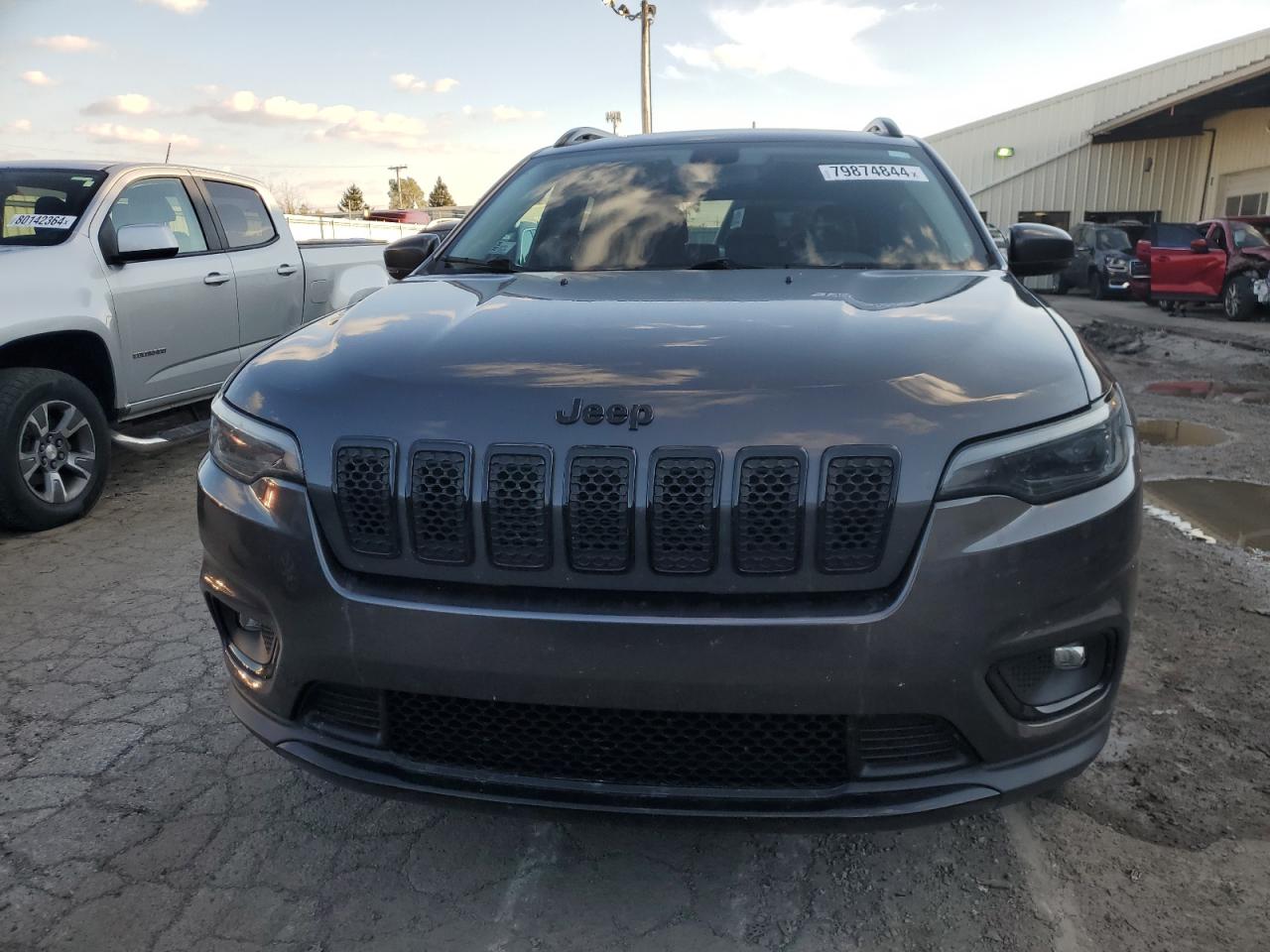 2020 Jeep Cherokee - Image 5