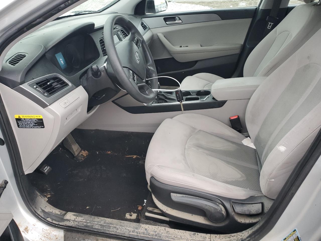 2017 Hyundai Sonata - Image 7