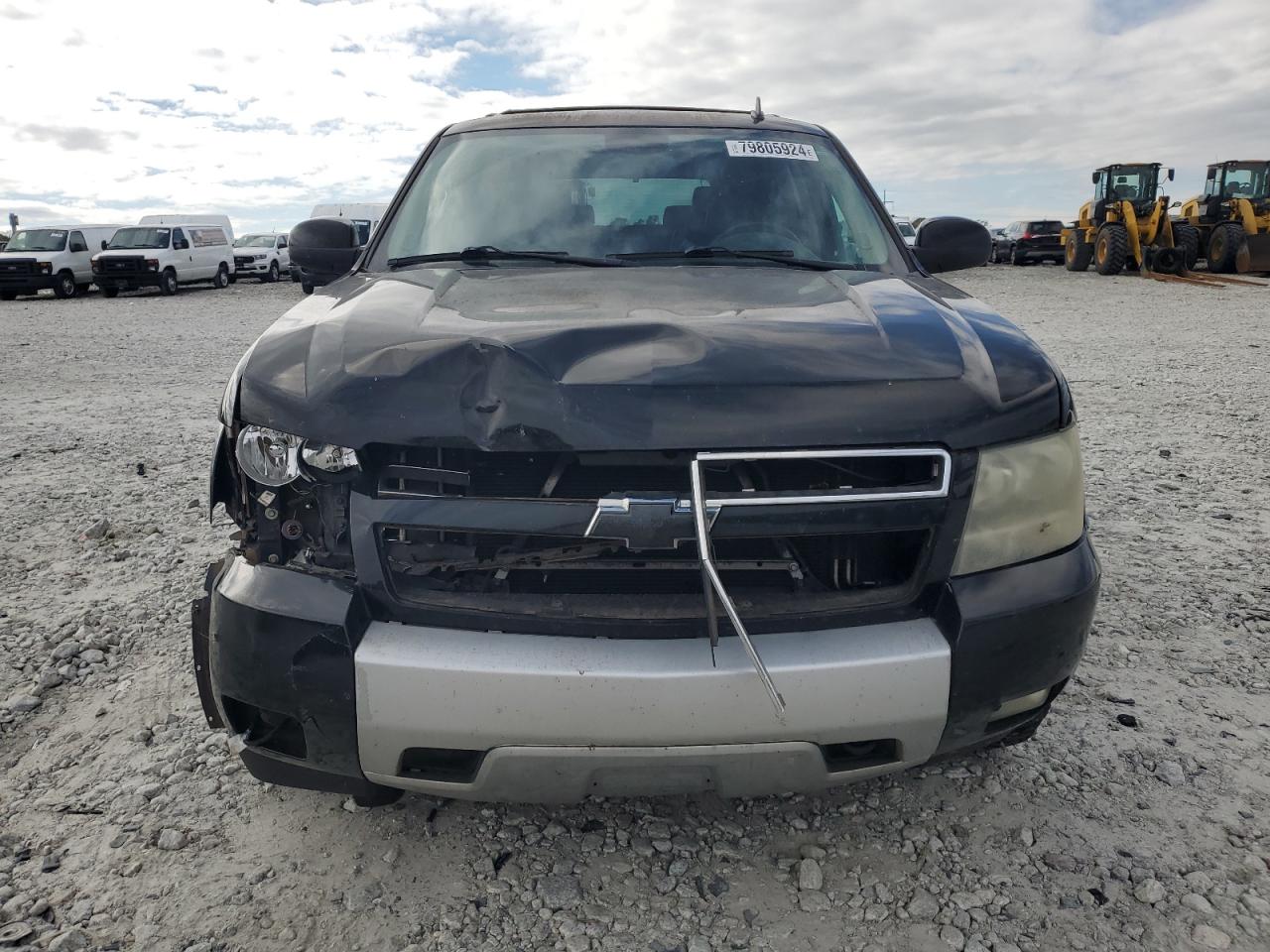 2009 Chevrolet Tahoe - Image 5