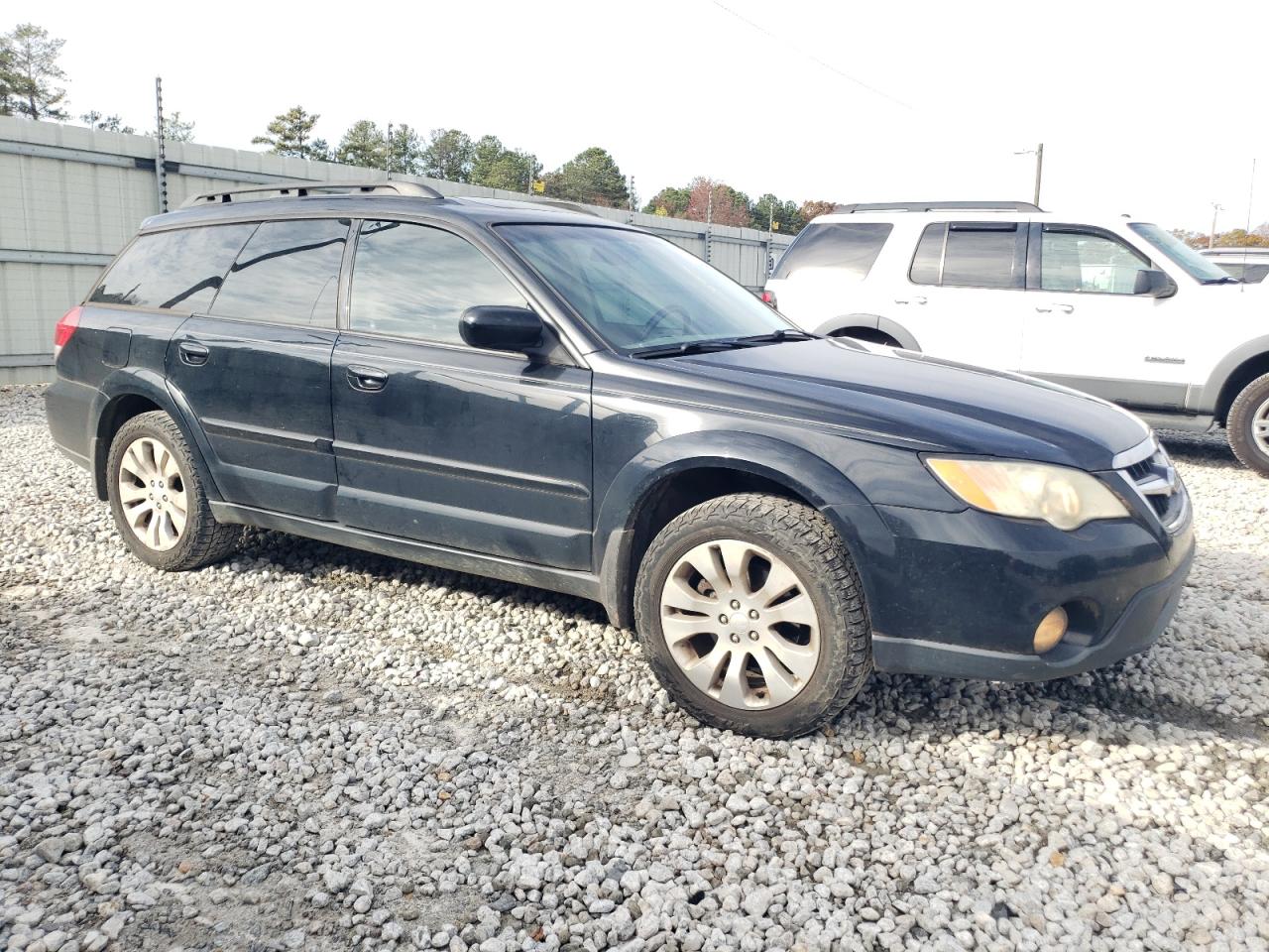 2009 Subaru Outback - Image 4