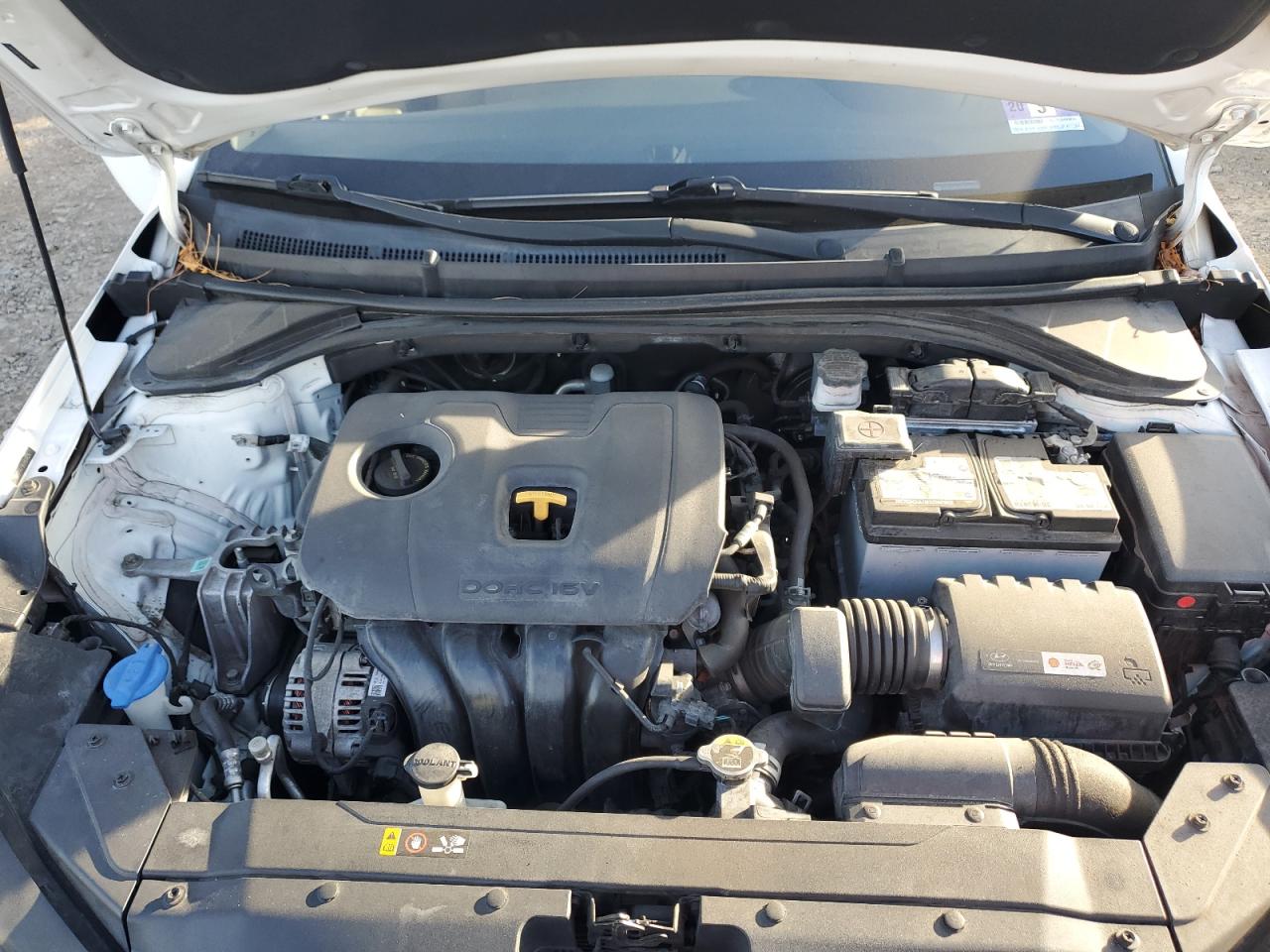 2019 Hyundai Elantra - Image 11