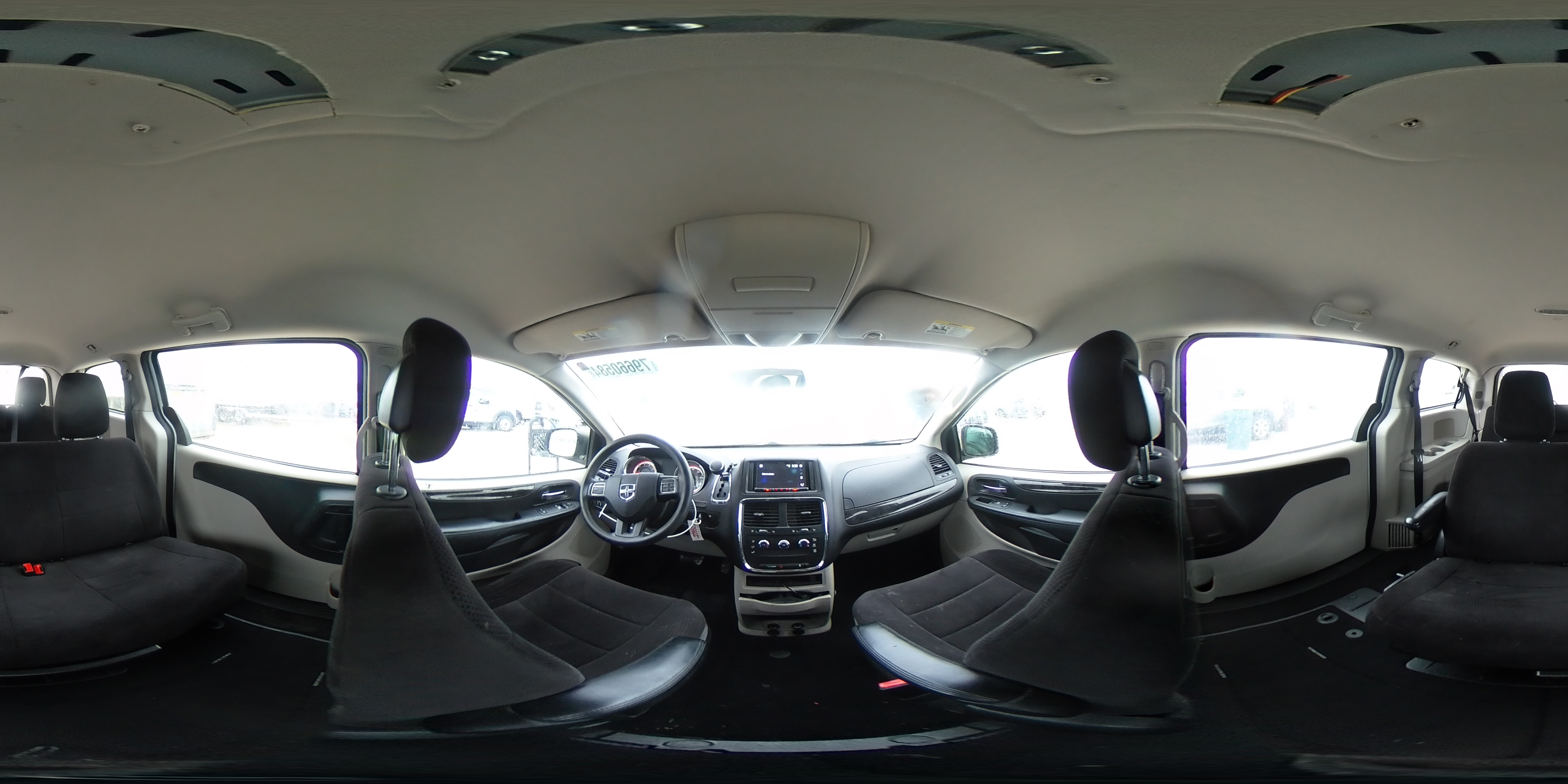 2014 Dodge Caravan - Image 14