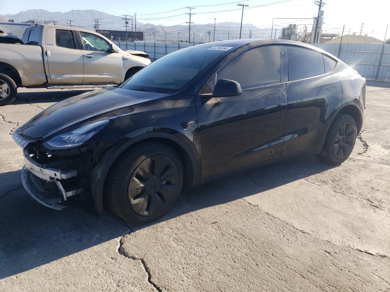 VIN 7SAYGDEE4PA097077 2023 TESLA MODEL Y no.1