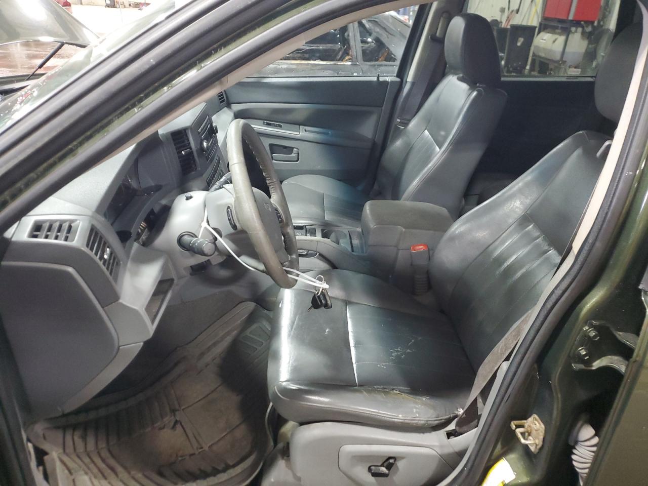 2007 Jeep Grand Cherokee - Image 7