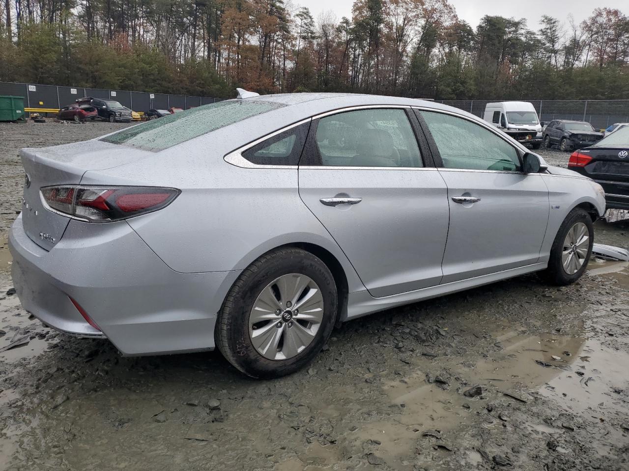2019 Hyundai Sonata - Image 3