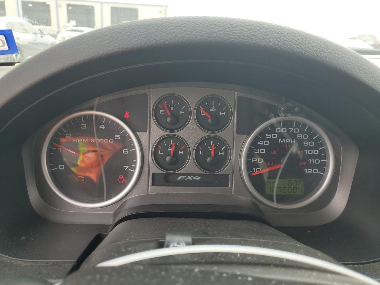 2004 Ford F-150 - Image 9