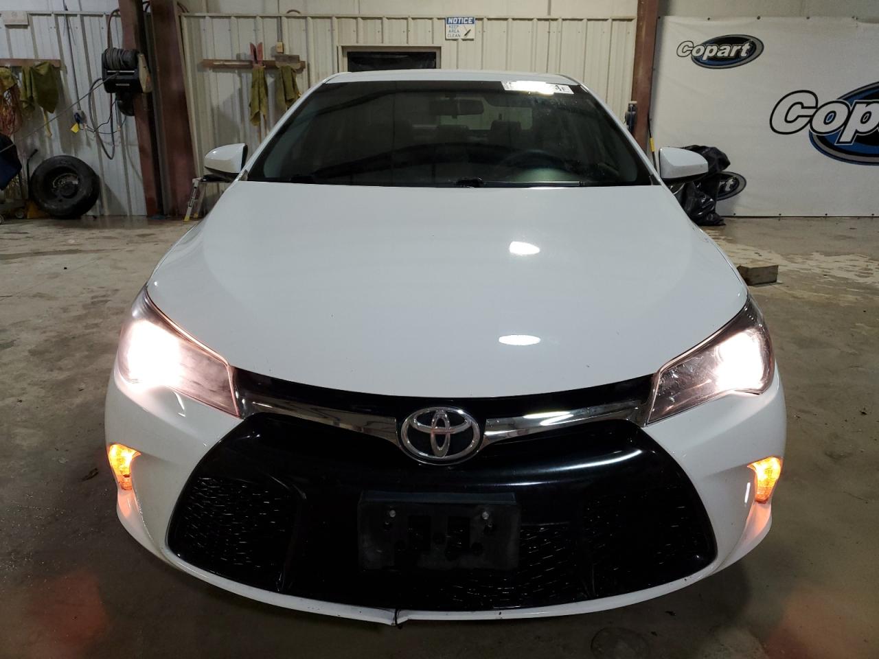 2017 Toyota Camry Le VIN: 4T1BF1FK4HU809281 Lot: 81259024