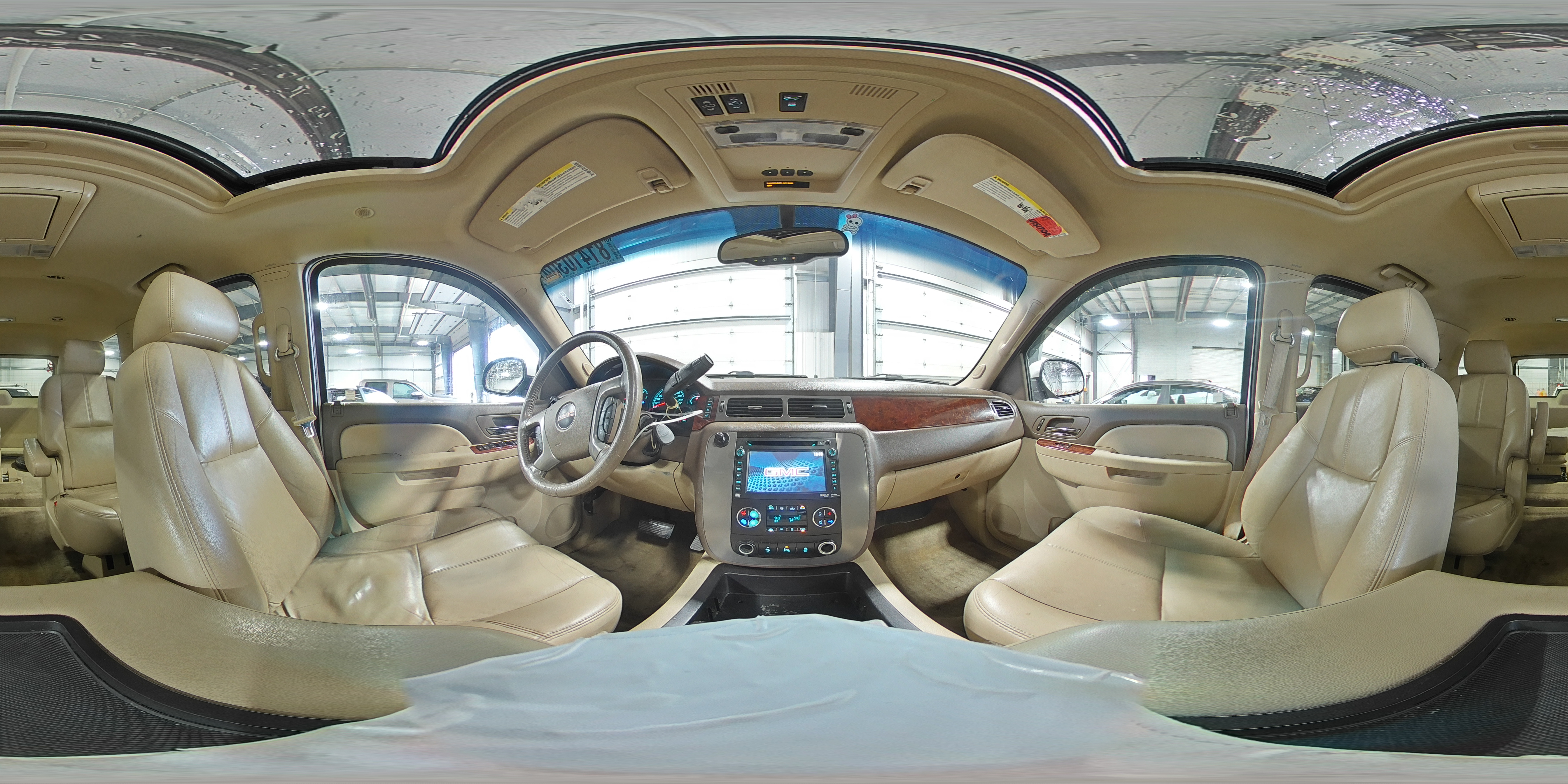 2012 GMC Yukon - Image 15