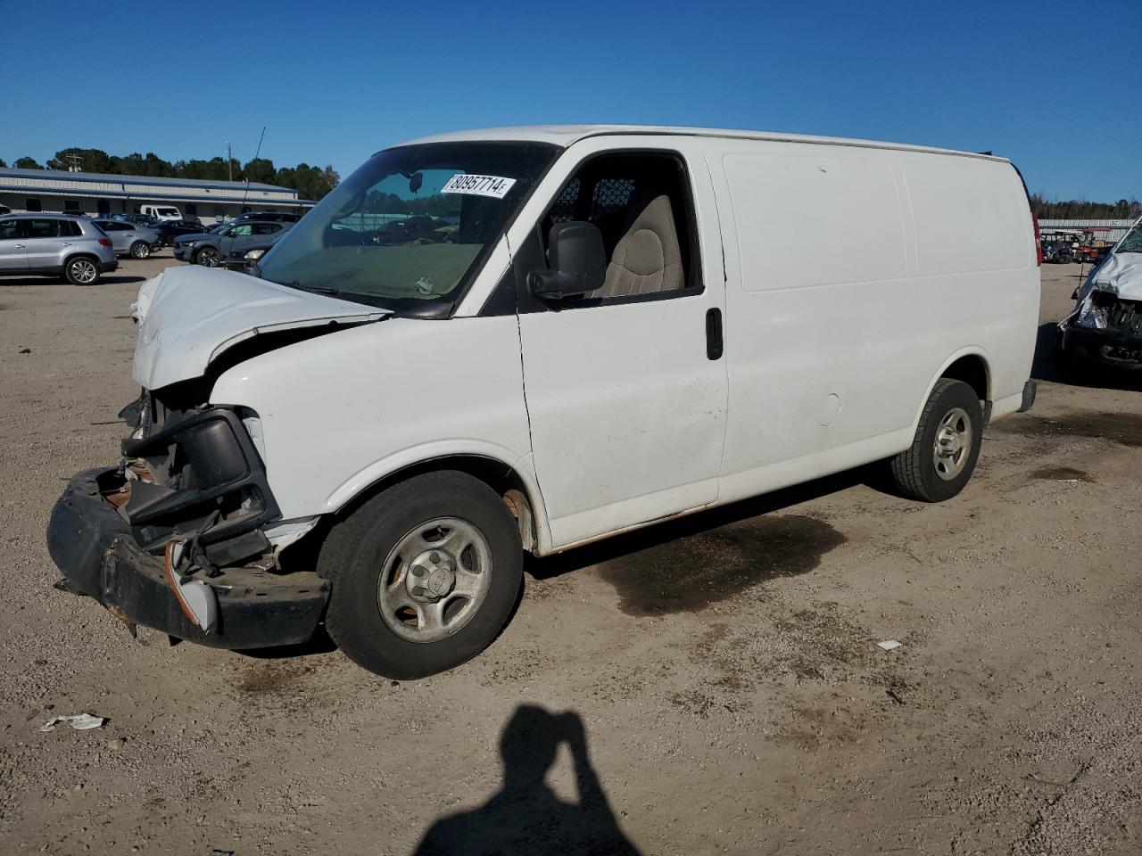 2006 Chevrolet Express - Image 1