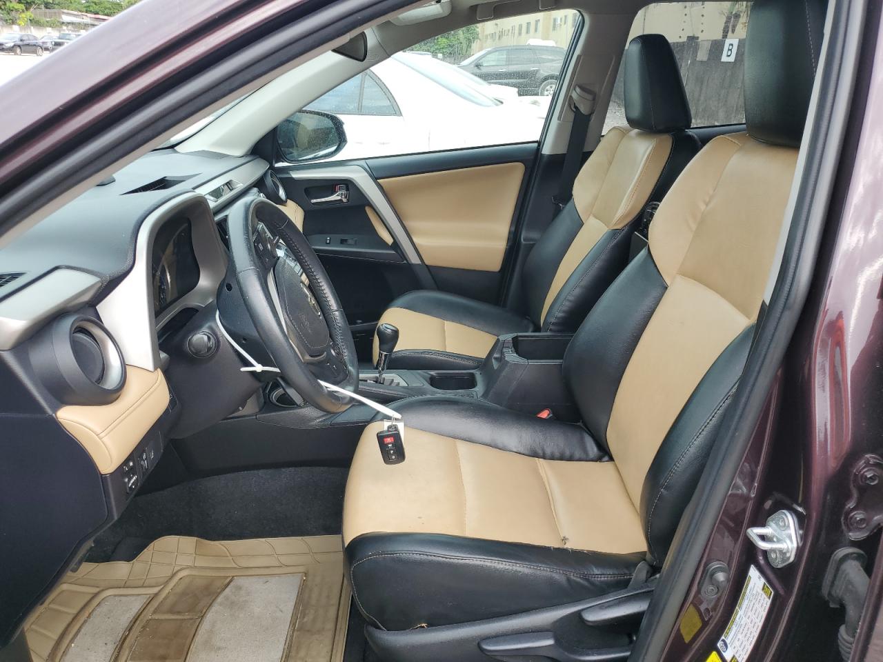 2018 Toyota RAV 4 - Image 7