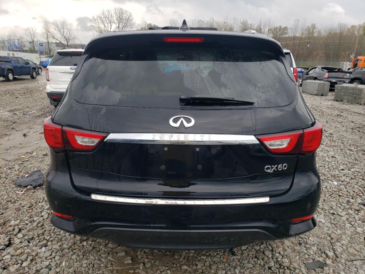 2017 Infiniti QX60 - Image 6