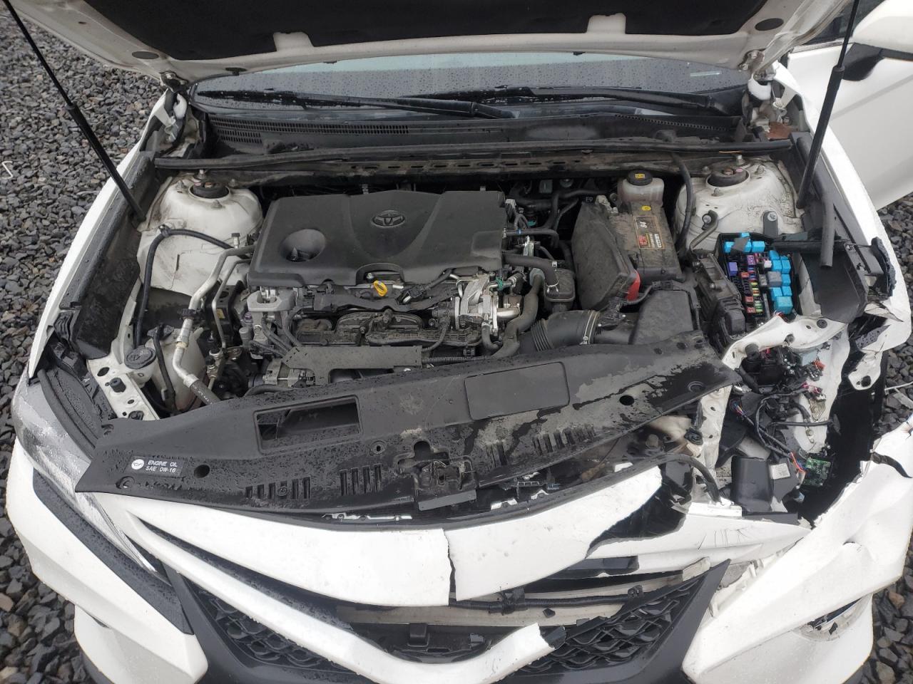 2018 Toyota Camry - Image 12