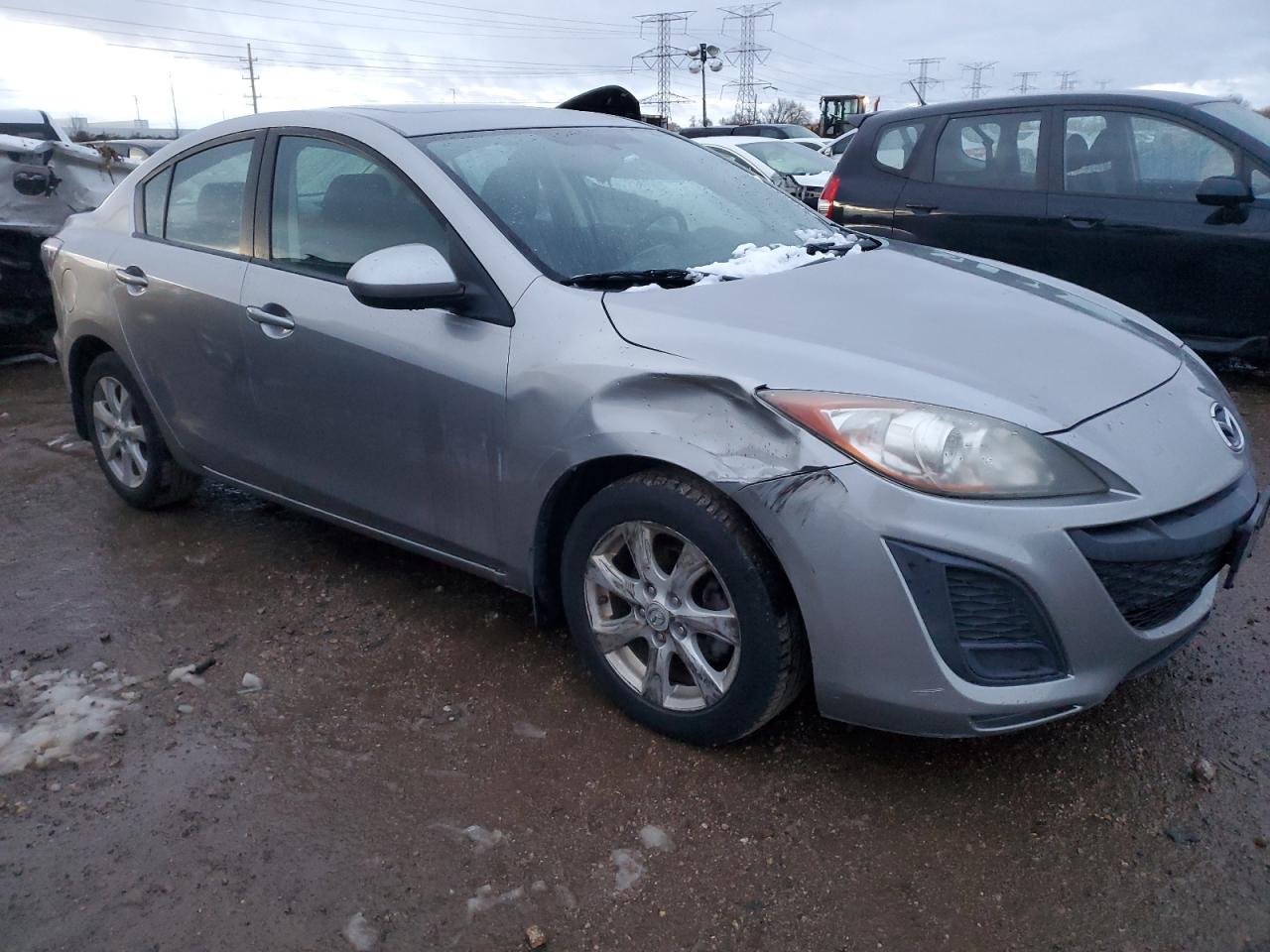 2011 Mazda 3 - Image 4