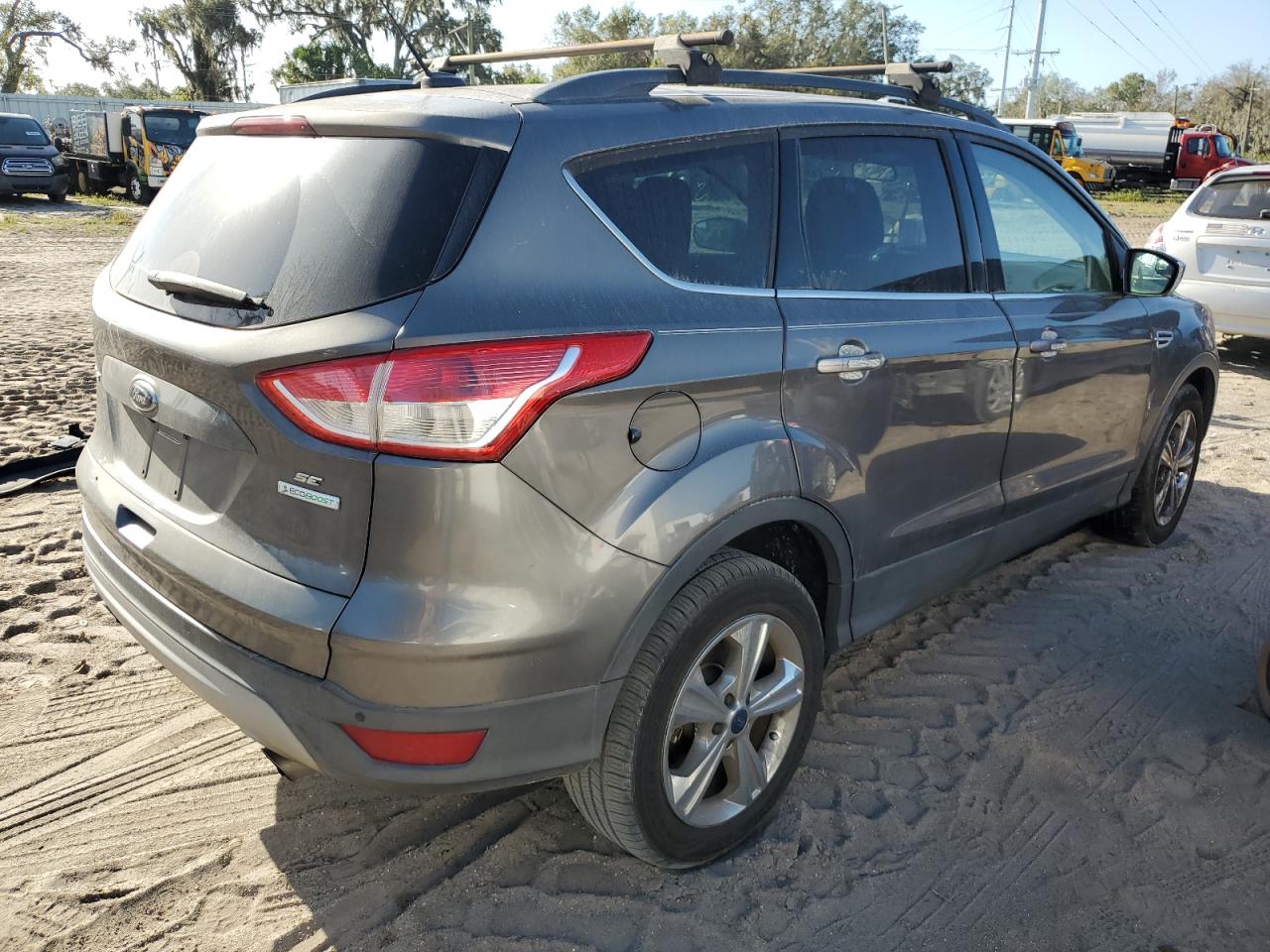 VIN 1FMCU0GX7EUB55774 2014 FORD ESCAPE no.3