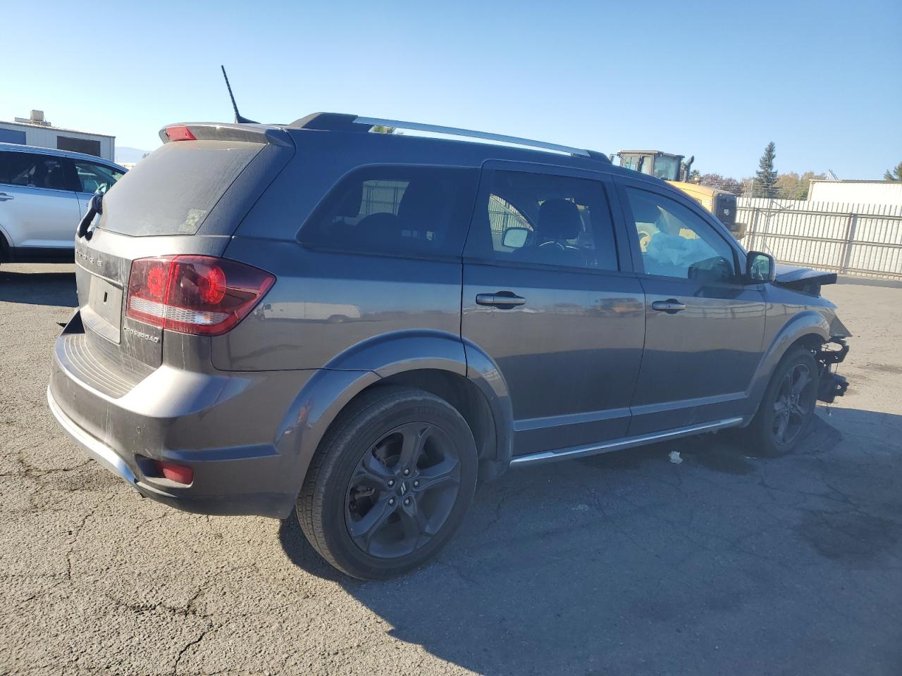 VIN 3C4PDCGB9LT272937 2020 DODGE JOURNEY no.3