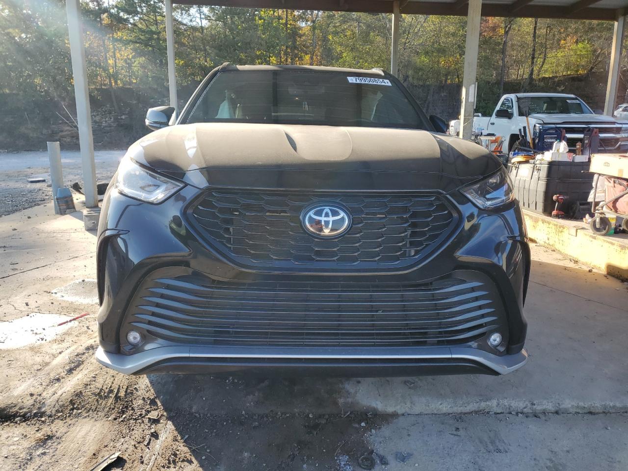 2021 Toyota Highlander - Image 5